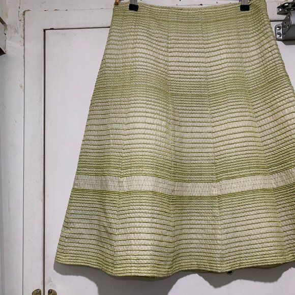 CLUB MONACO LIGHTWEIGHT EMBROIDERED SKIRTS SIZE 2 - Picture 9 of 11